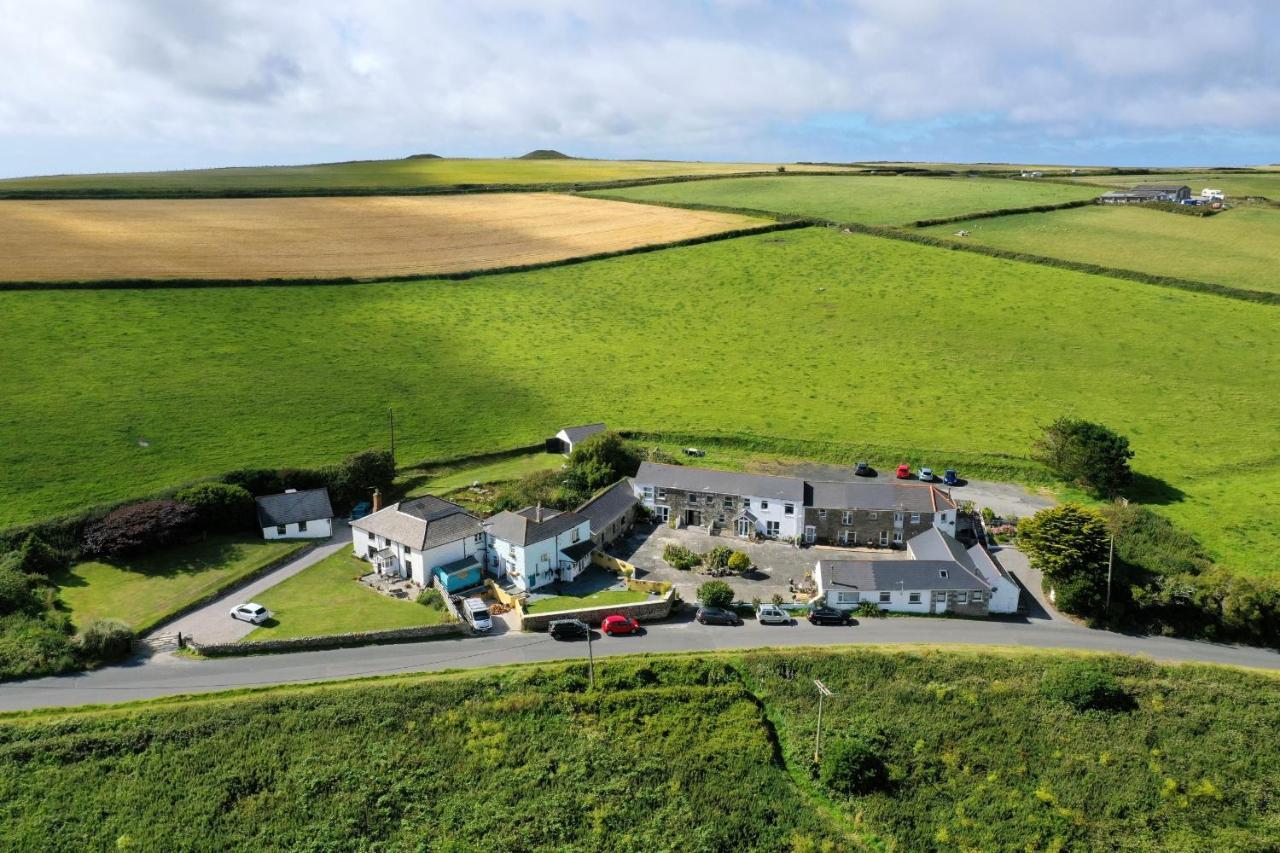 The Little Cottage By Truabode Holiday Lets & Short Lets Newquay - Parking, Wifi & Pet Friendly Brauneberg Quarto foto
